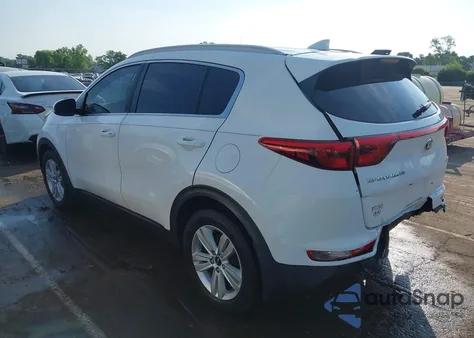 2018 Kia Sportage Lx z USA, uszkodzony, nr VIN KNDPM3AC3J7302226